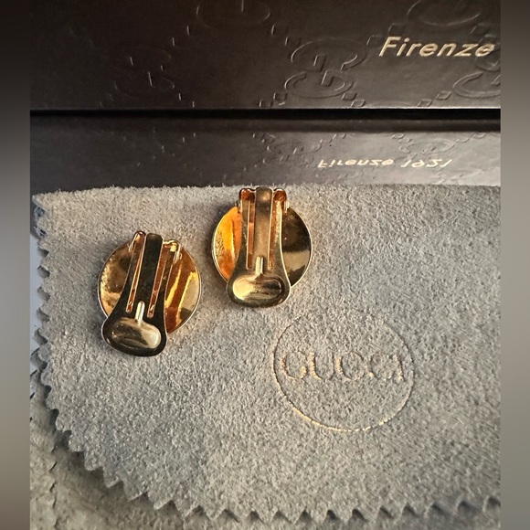 GUCCI Vintage Blue Enamel & Gold GG Clip on Earrings ๐๐ - Picture 3 of 5